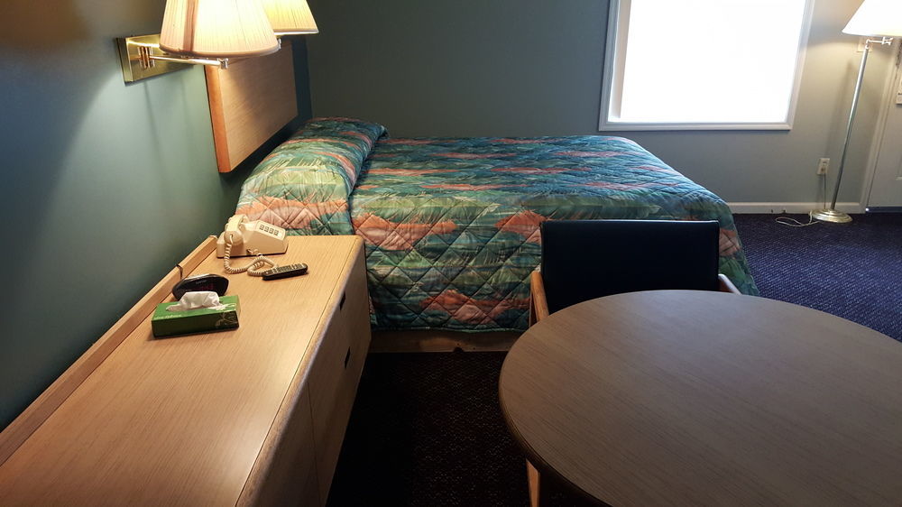 Overton Motel Livingston Екстериор снимка