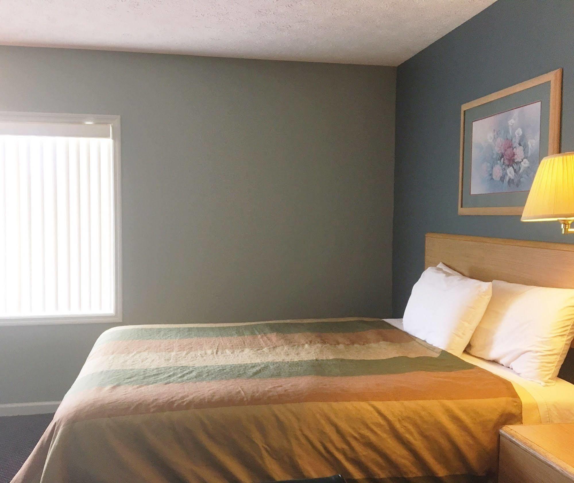 Overton Motel Livingston Екстериор снимка